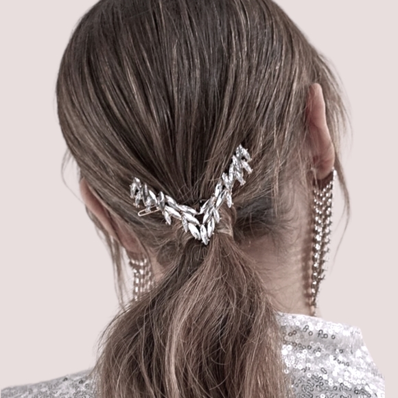 Rhinestone V Shape Hair Clip- Silver and gold toned - Zinc and Alloy - Picture 2 of 9